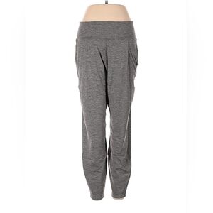 Vuori Lux At Ease Pant